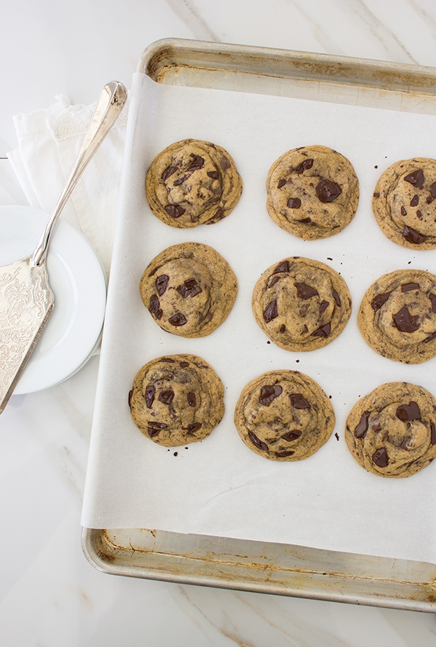 {The BEST} Soft & Chewy Chocolate Chip Cookies - a serious cookie lover's dream come true. | www.brighteyedbaker.com