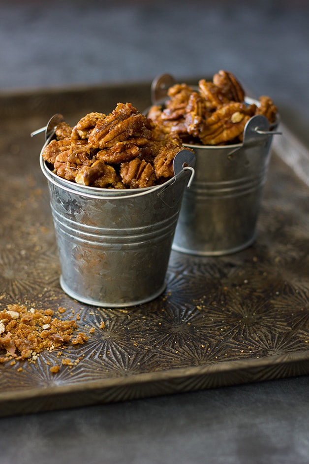 DIY Candied Pecans - it takes 5 minutes to turn regular pecans into this dangerously addicting treat.| www.brighteyedbaker.com